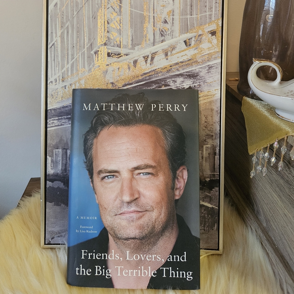 Matthew Perry - Friends, Lovers, and the Big Terrible Thing Book NEW